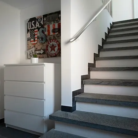 Locarno, Casa Pioda - Nahe Zentrum, Mit Balkon Und Parkplatz Apartament
