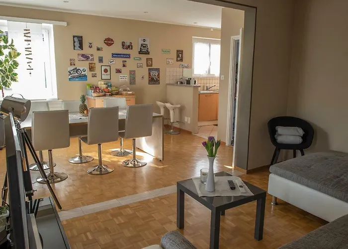 Apartament Locarno, Casa Pioda - Nahe Zentrum, Mit Balkon Und Parkplatz Locarno